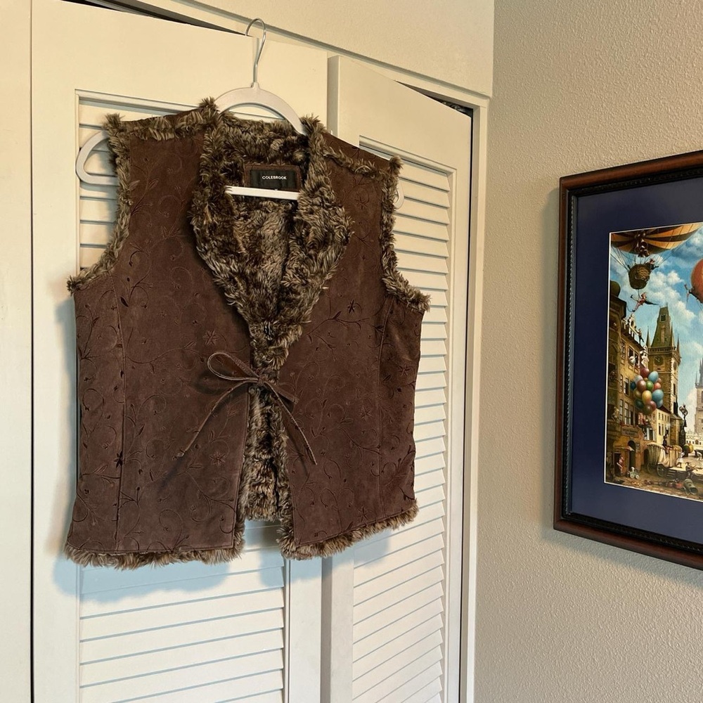 Colebrook Classics Brown Faux Fur Lined Vest